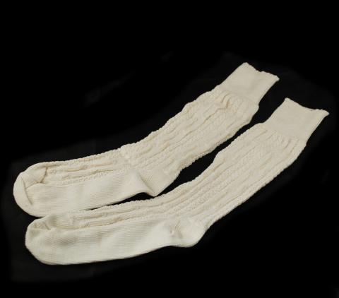 Trachentsocken cremeweiß kurz Socken  Gr 45 